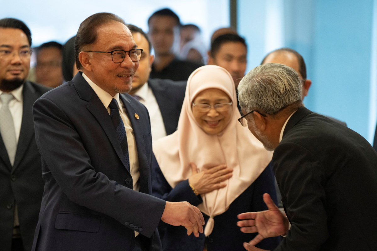 Malaysia PM Anwar Wins Motion Of Confidence In Parliament