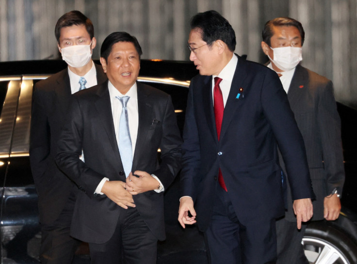 Philippine President Marcos Jr. is greeted Japanese Prime Minister Kishida upon his arrival at the prime minister's official residence in Tokyo