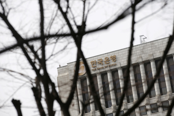 Bank of Korea stands pat for second straight time, as expected