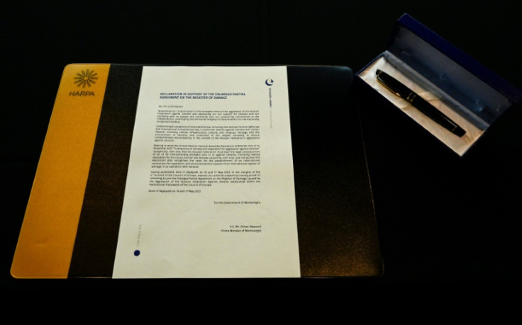 European leaders in Reykjavik sign a war register for Ukraine